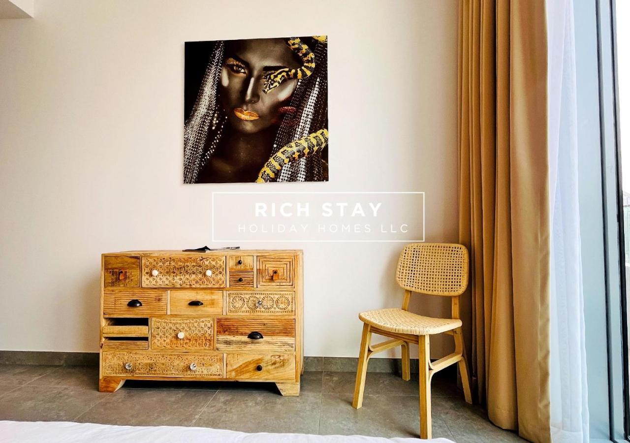 Gorgeous 2 Bedroom In Stella Maris , Marina * Dubai